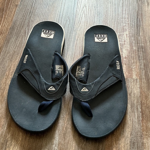 Reef Dark Sandals with Logo - Picture 1 of 7